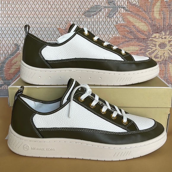 MICHAEL KORS
SHEA LACE UP
FAUX LEATHER
49F3SHFSIL
OLIVE
NEW - Picture 16 of 16